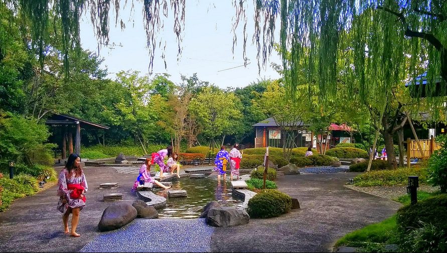 Odaiba Oedo Onsen (hot spring amusement park)